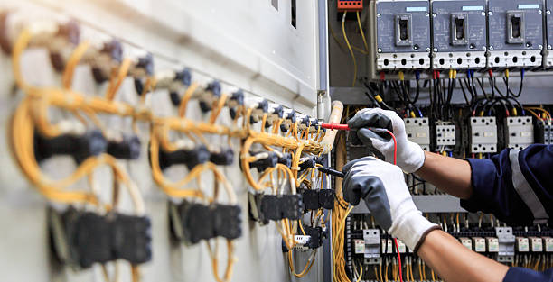 Professional Electrician technician working in Beebe, AR